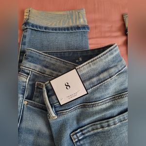 Slim Fit Capri Jean